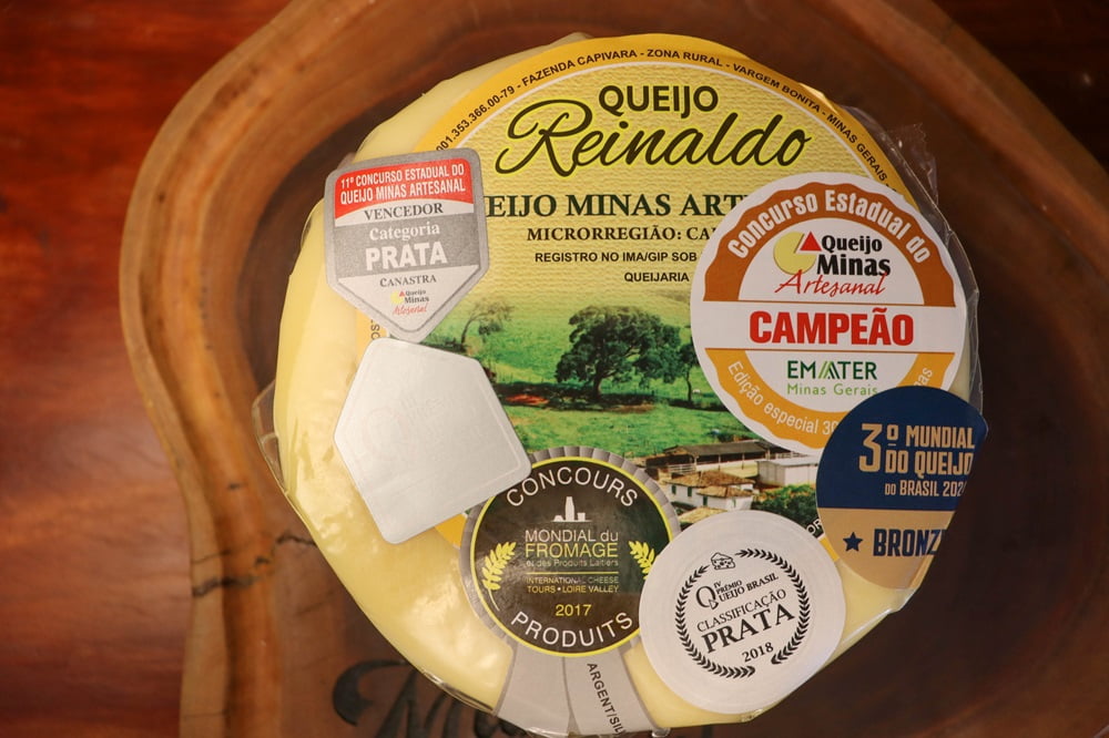 QUEIJO DO REINALDO PREMIADO OURO - QUEIJO CANASTRA TRADICIONAL - 800G 2