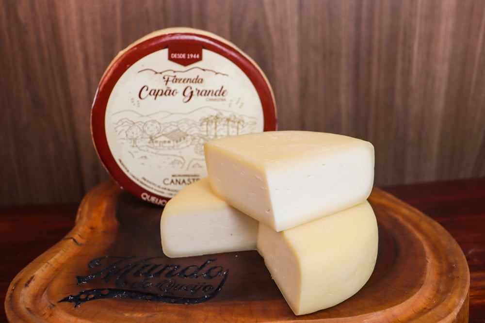 QUEIJO CAPÃO GRANDE PREMIADO OURO 700G 9