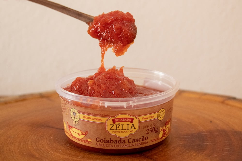 KIT ROMEU E JULIETA MINI - 2 QUEIJO CANASTRA (700 G CADA) E 1 GOIABADA CASCÃO ZÉLIA (250G) 5