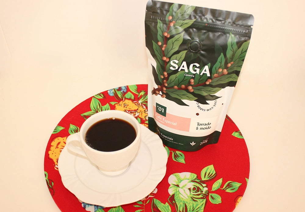 KIT ESPECIAL - 2 QUEIJO CANASTRA 700G CADA E 1 CAFÉ ESPECIAL SAGA DA CANASTRA MOÍDO (250G) 6