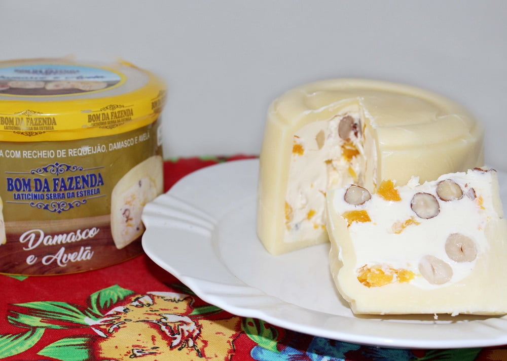 QUEIJO TRUFADO DAMASCO E AVELÃ BOM DA FAZENDA 600G 2