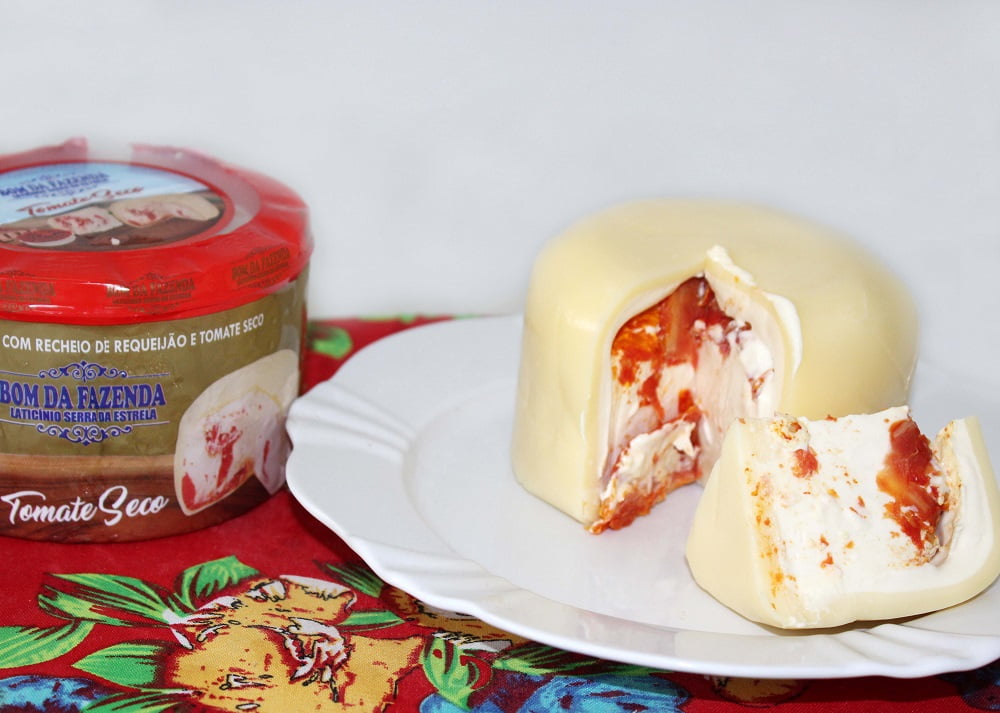 QUEIJO TRUFADO DE TOMATE SECO BOM DA FAZENDA 600G 2