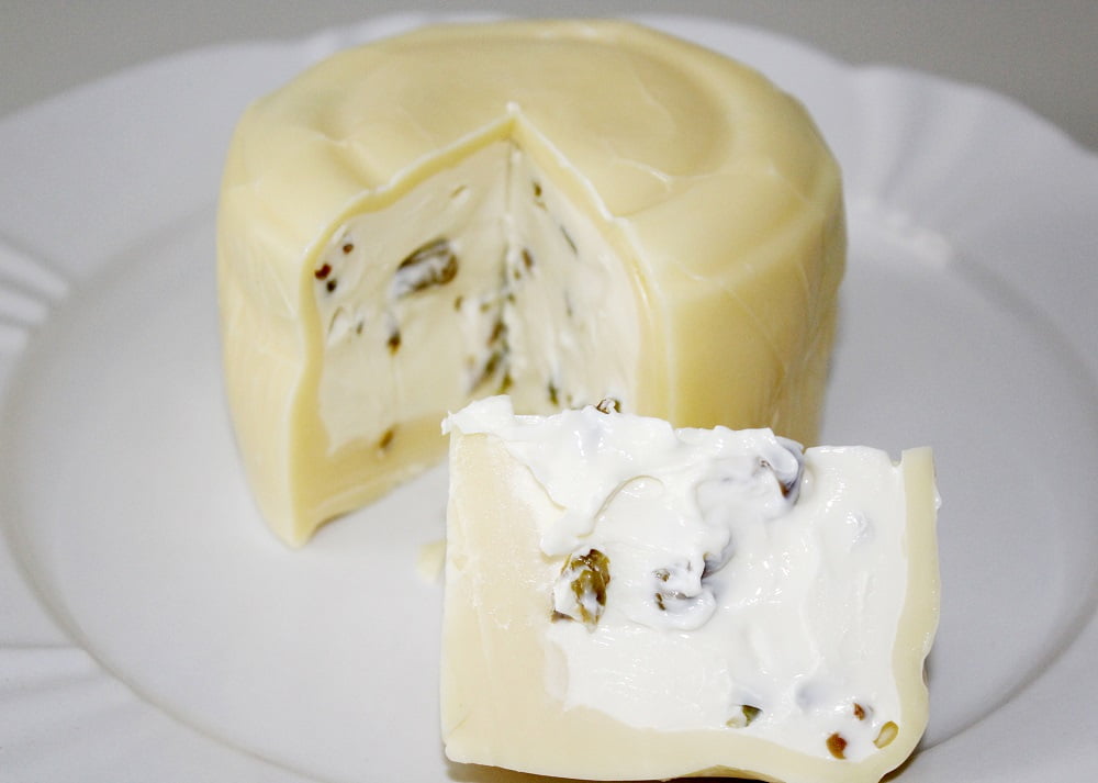 QUEIJO TRUFADO COM AZEITONA BOM DA FAZENDA 600 G 4