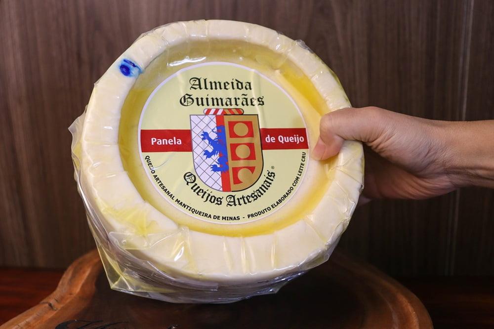 PANELA DE PARMESÃO ALMEIDA GUIMARÃES 3kg 3