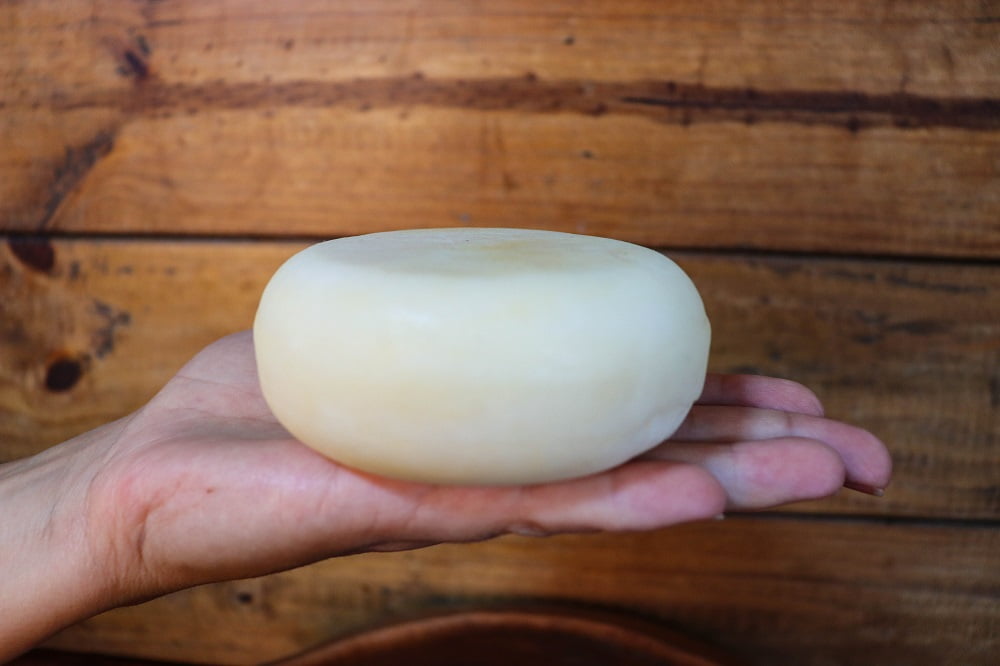 QUEIJINHO DA CASA BIANCHI - LEITE DE OVELHA - PREMIADO OURO 200G 3