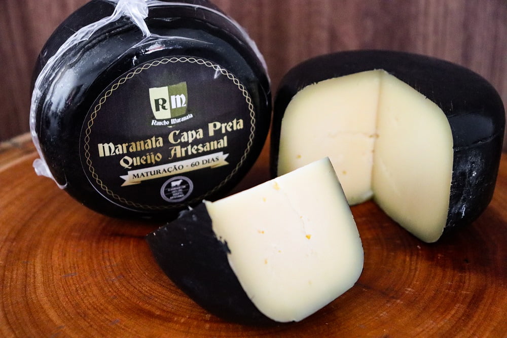 QUEIJO MARANATA CAPA PRETA MATURAÇÃO 60 DIAS PREMIADO OURO 450G 1