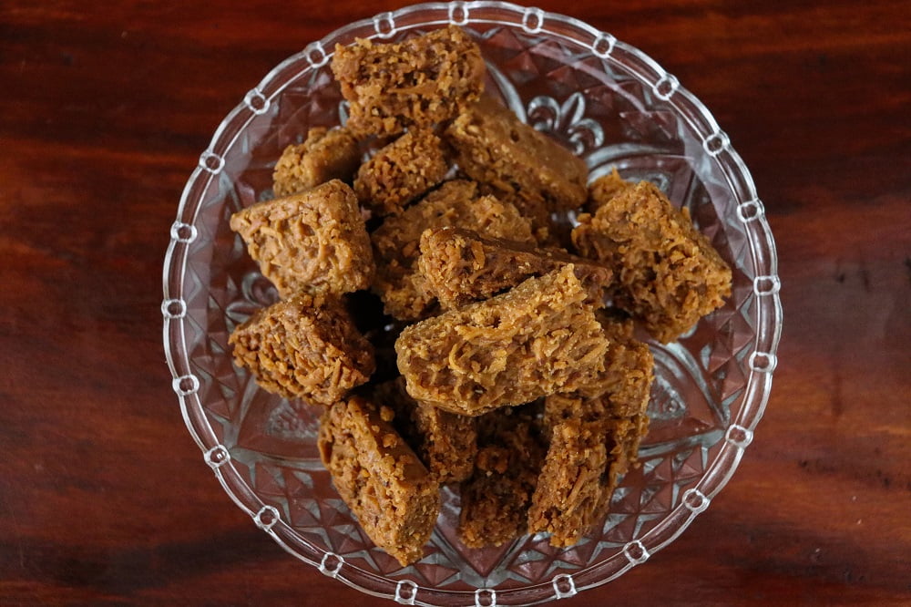 COCADA MORENA MACIA DE PEDAÇO 400G 4