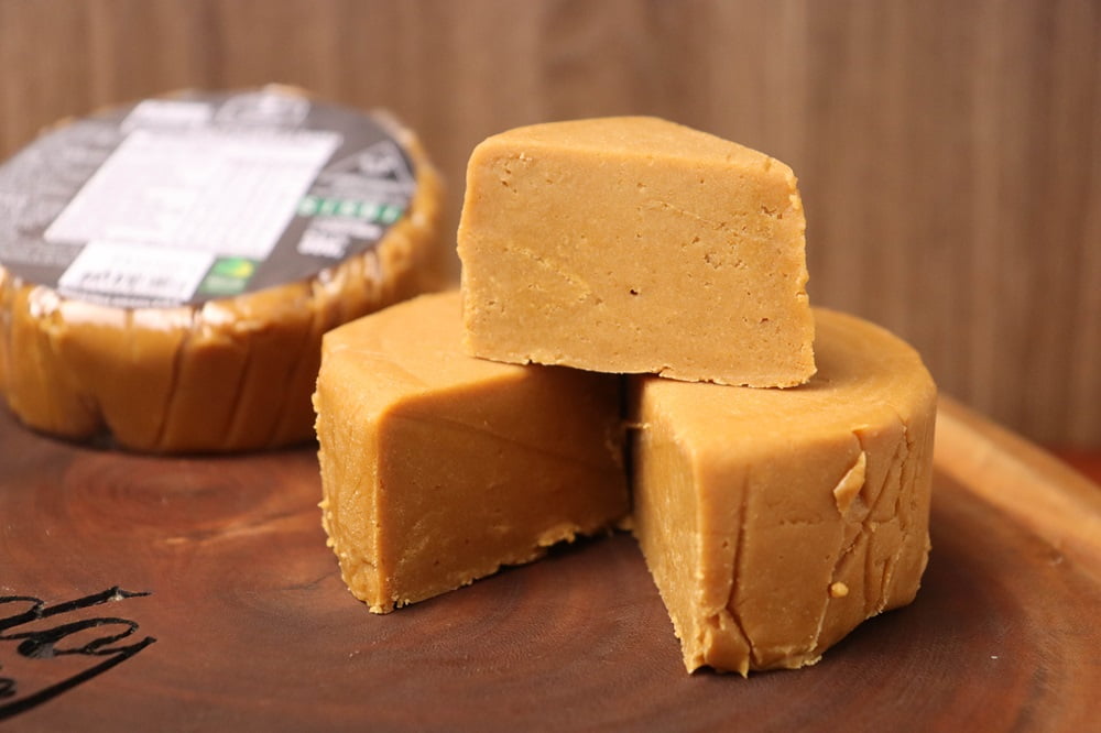 DOCE DE LEITE EM BARRA REDONDO CONQUISTA 300G 1