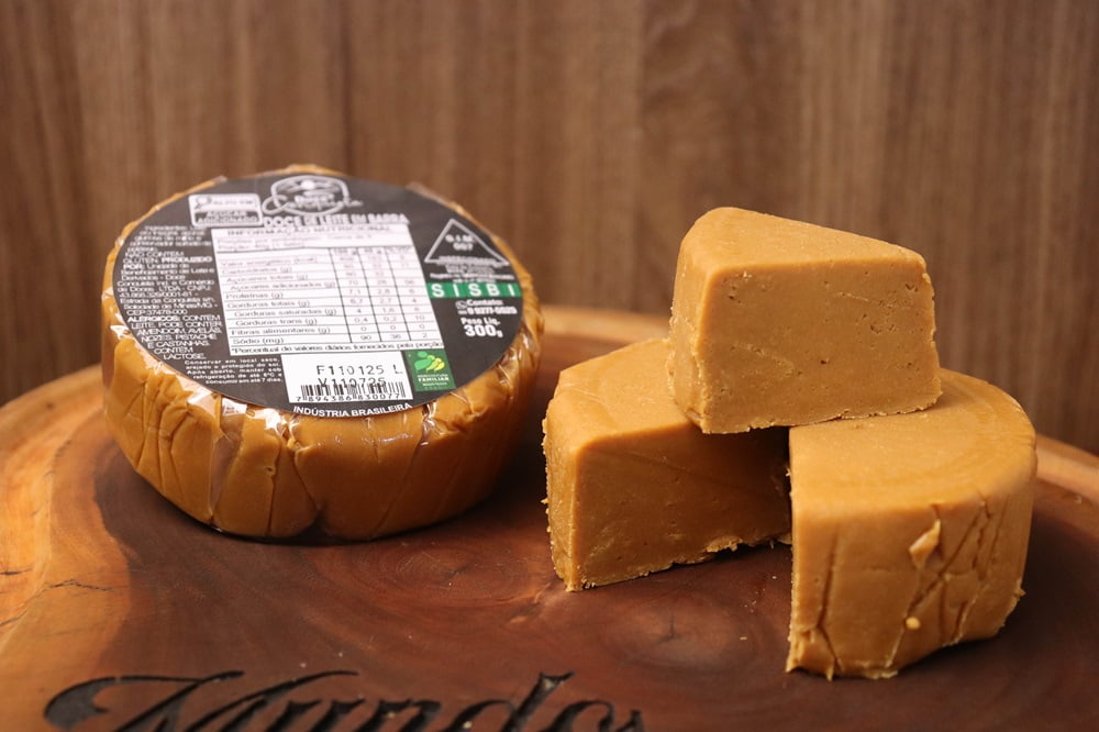 DOCE DE LEITE EM BARRA REDONDO CONQUISTA 300G 3