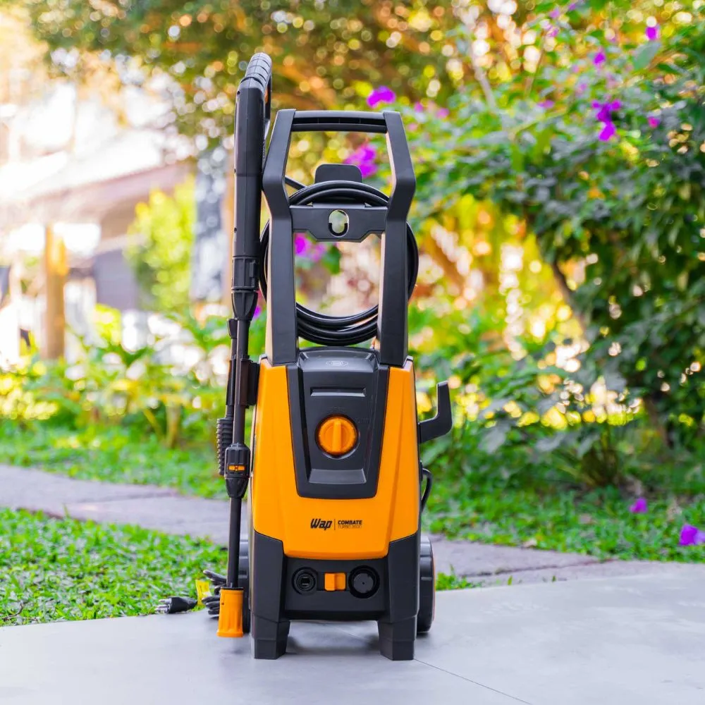 Lavadora de Alta Pressão 1700W 2100PSI WAP Combate Turbo 2600  3