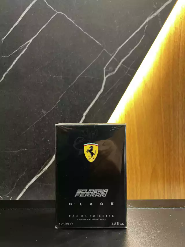 Perfume Masculino- Ferrari Black | Eau de Toillette 125ml 1