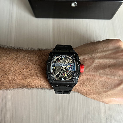 RICHARD MILLE PRETO VERMELHO 47MM 2
