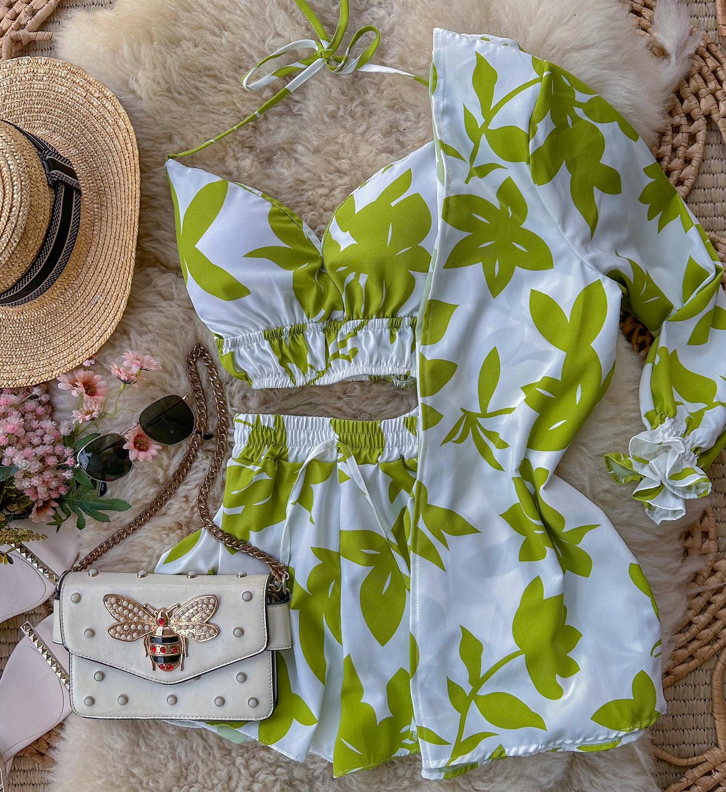 CONJUNTO FLORA  4