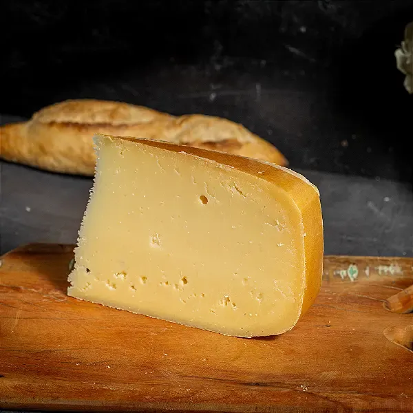 Lá de Madre - 12 meses de maturação - Queijo Artesanal de Leite Crú - fração 250g 1