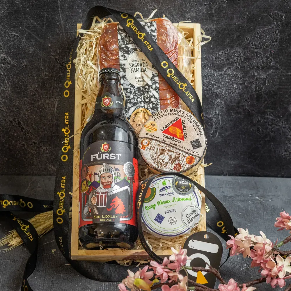 CESTA DE PRESENTE - 2 QUEIJOS MEIA CURA + SALAME  E CERVEJA ARTESANAL 1