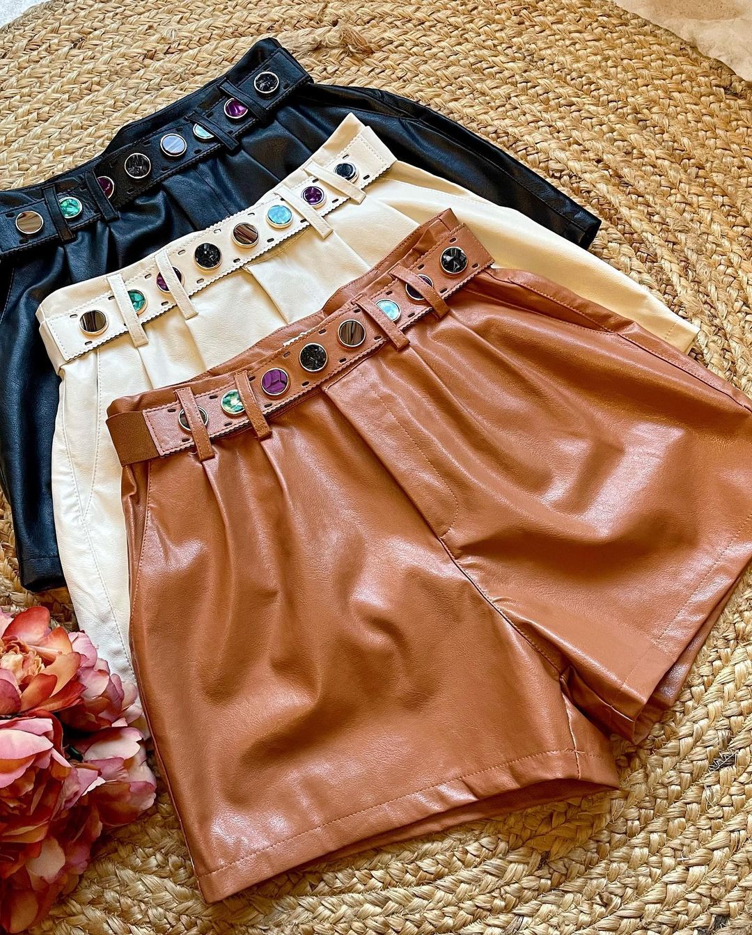SHORT PEDRARIA GLAM 1