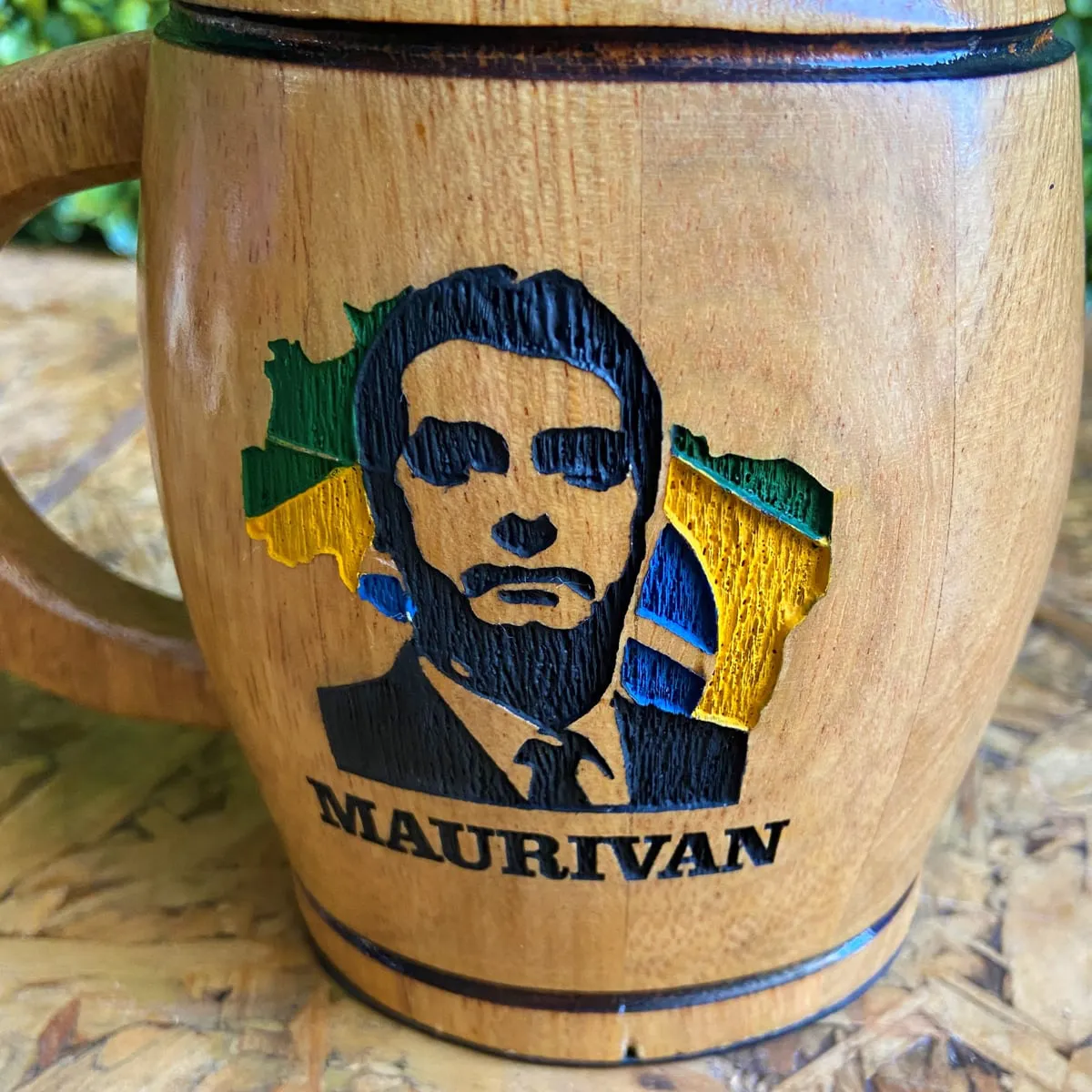 Caneca de Chopp em Madeira Bolsonaro - Personalizada 2