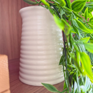 ARRANJO DE PENDENTE ESTELA COM VASO DE CERÂMICA BRANCO FABIANA 2