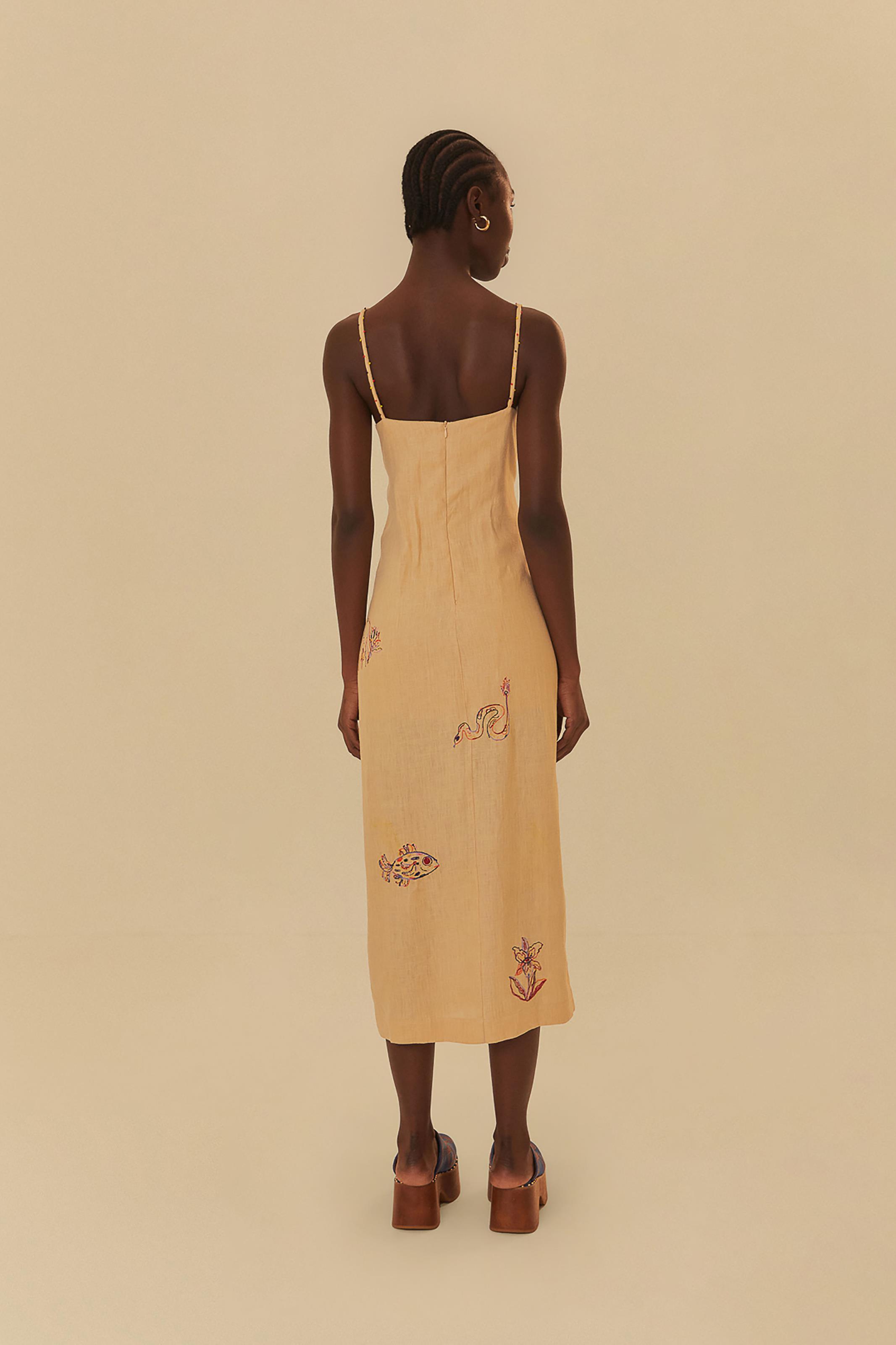 Vestido Bordado Surreal 2