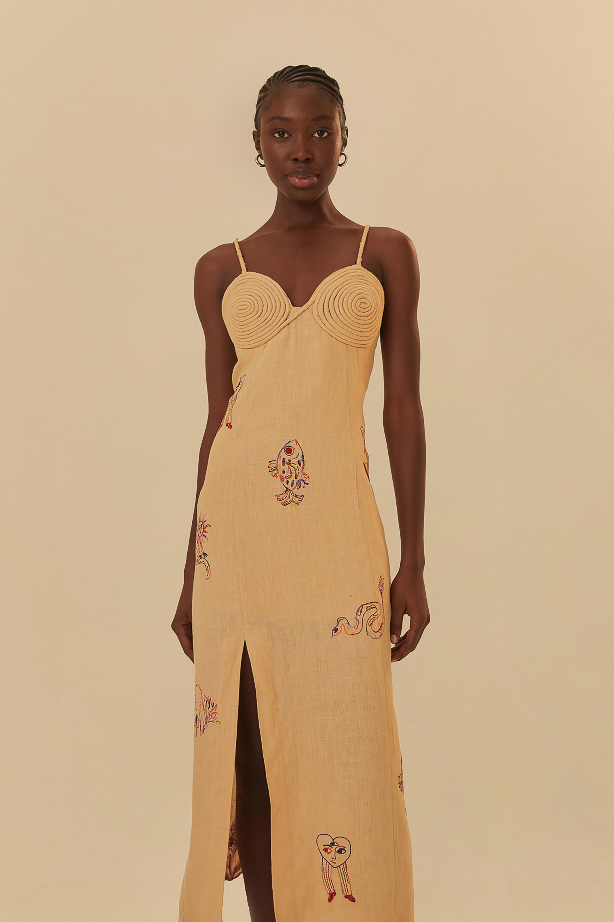 Vestido Bordado Surreal 4