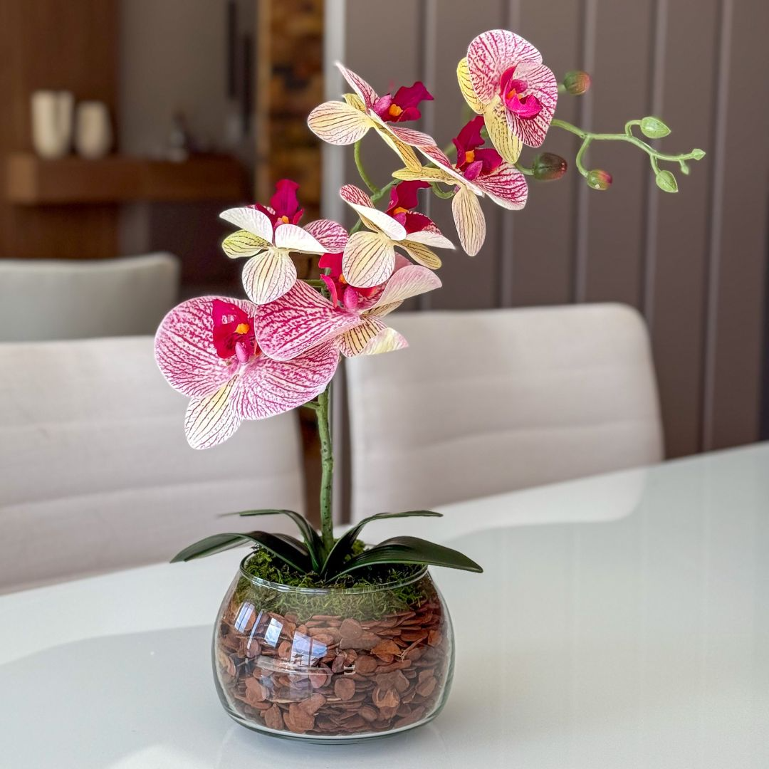 ARRANJO DE ORQUÍDEA ROSA MISTA LÍVIA VASO DE VIDRO INCOLOR LUIS 1