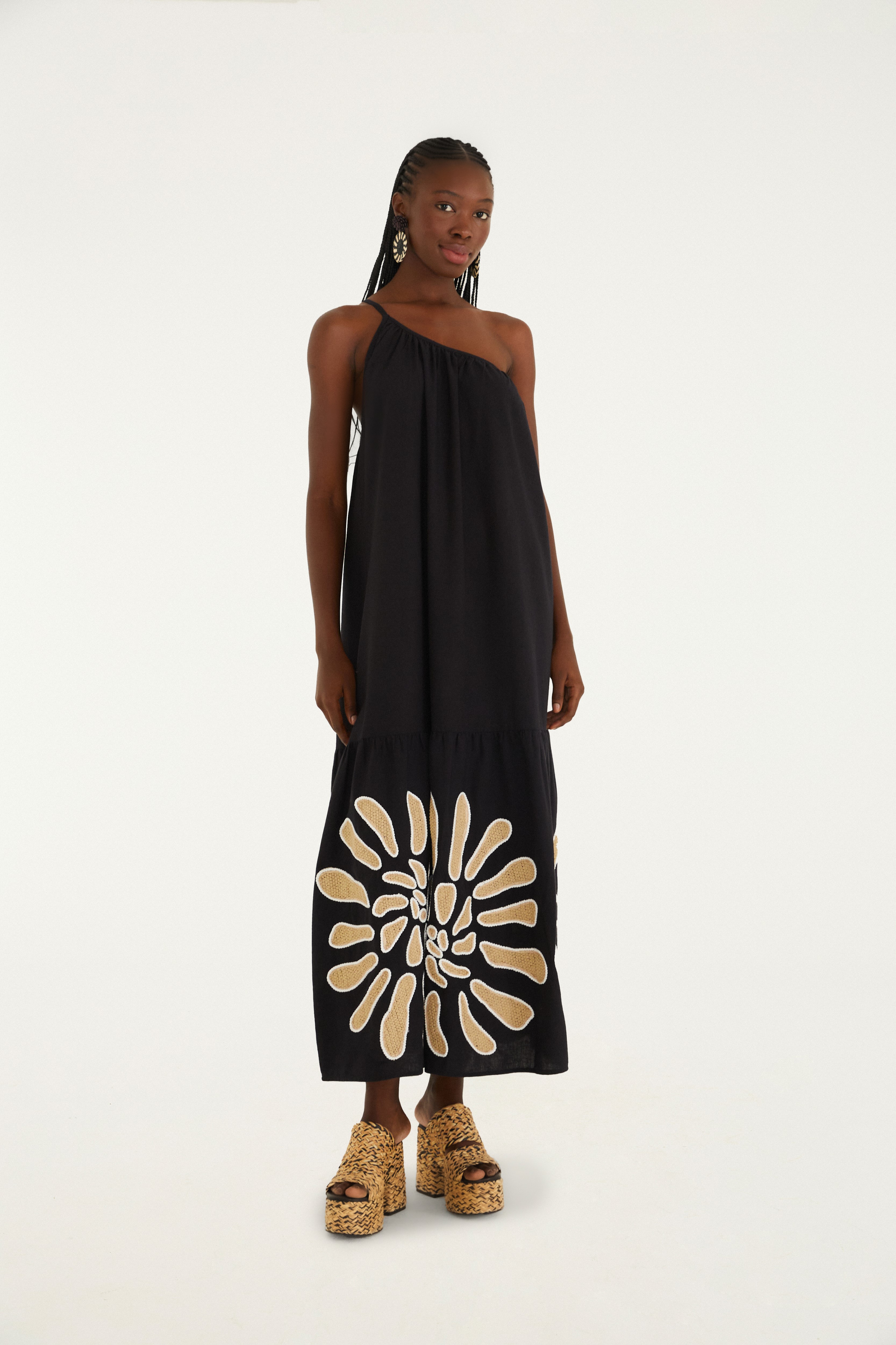 Vestido Bordado Concha 1